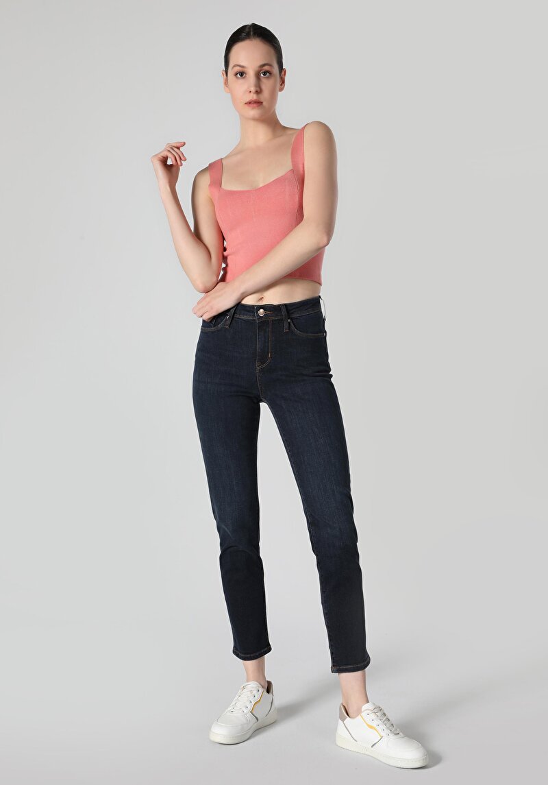 Imagine a Slim Fit Talie Medie Picior Drept Blugi Indigo Închis Pentru Femei