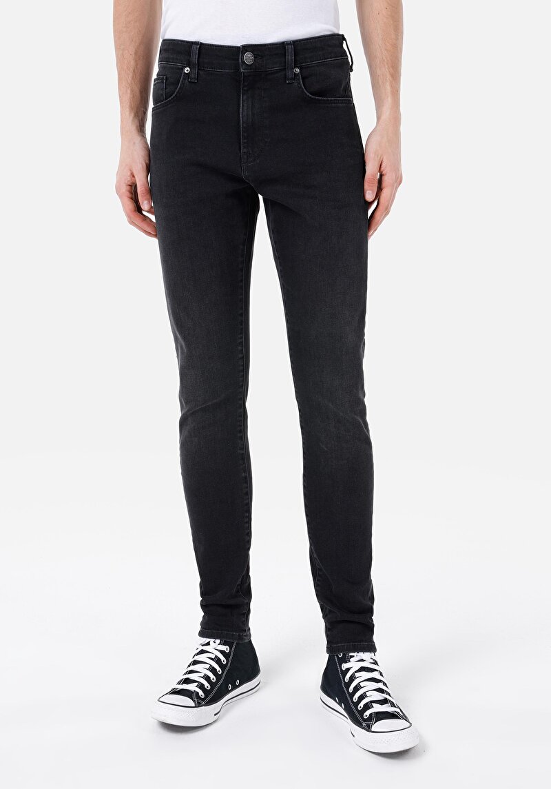 Imagine a Blugi Din Denim Pentru Bărbați Cu Talie Joasă Și Talie İngustă Slim Fit