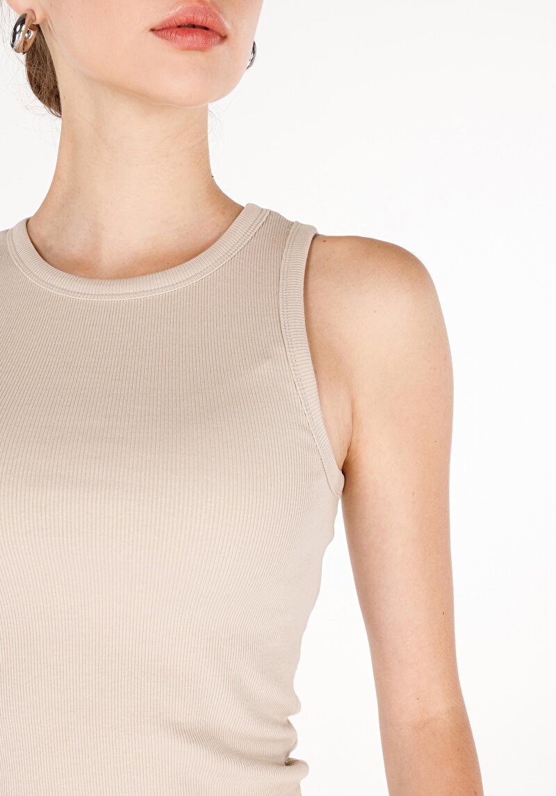 Afișați detalii pentru Maiou De Dama Bej Slim Fit  Cl1064021