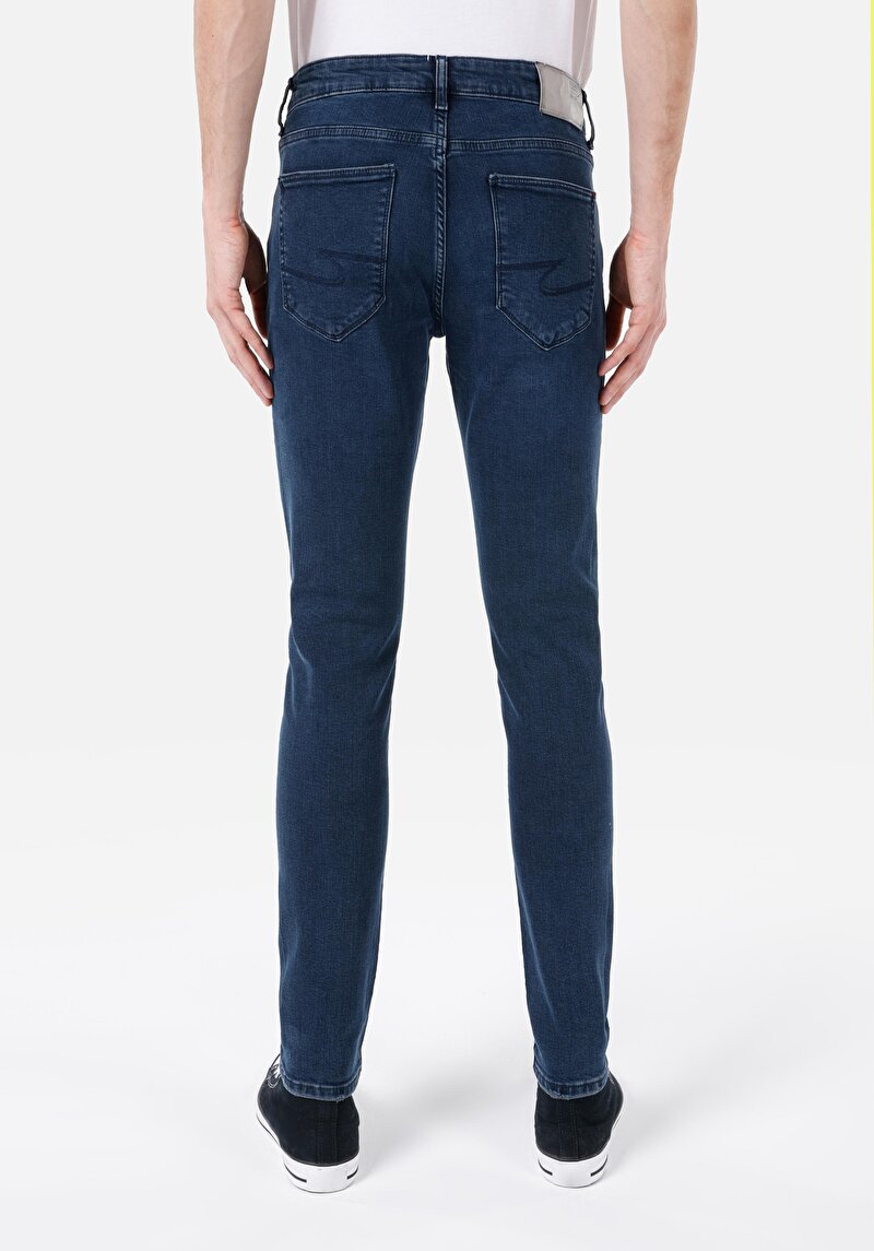 Afișați detalii pentru Blugi Slim Fit Indigo Închis Pentru Bărbați