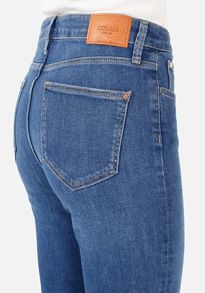 Afișați detalii pentru Slim Fit Mid Waist Straight Leg Blugi İndigo Pentru Femei