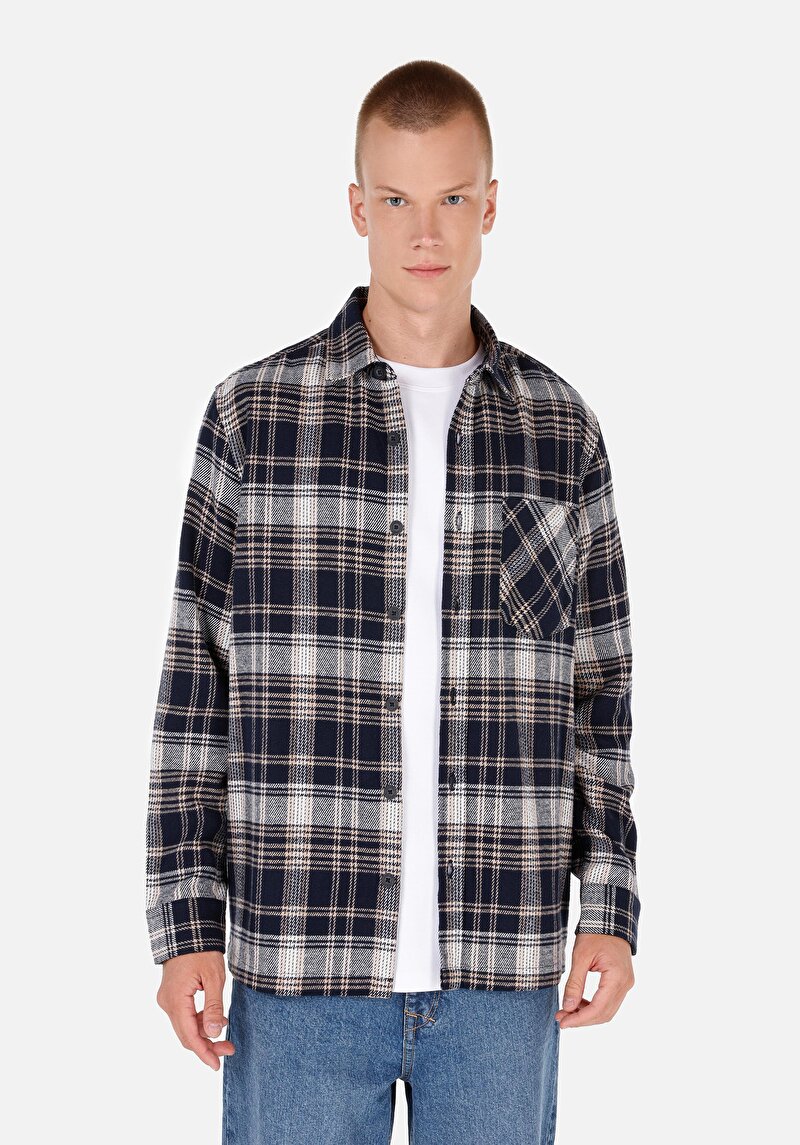 Imagine a Cămașă Comfort Fit Gât În Carouri Cămașă Cu Mânecă Lungă Bleumarin Pentru Bărbați