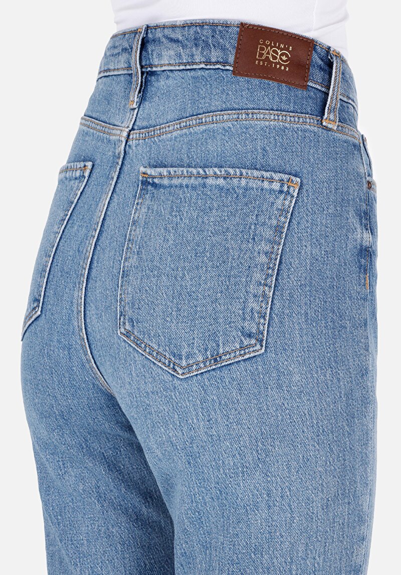 Afișați detalii pentru Regular Fit Mid Waist Bootcut Blugi Verzi Pentru Femei