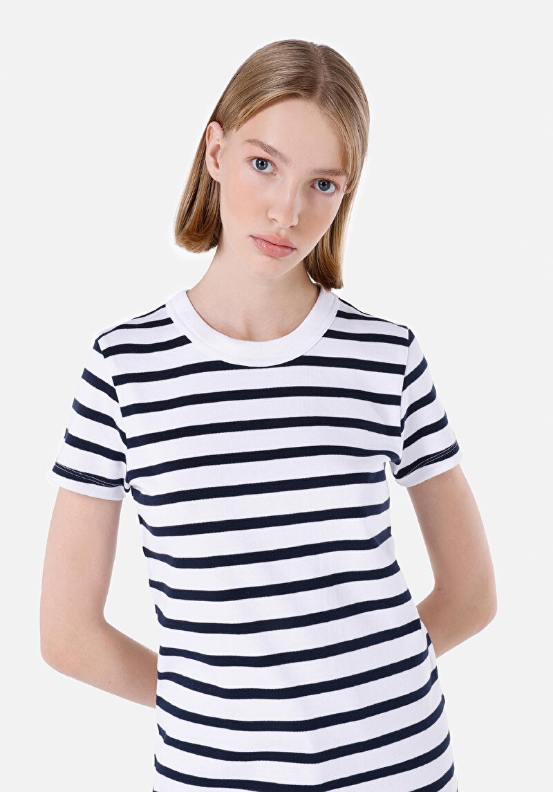 Afișați detalii pentru Slim Fit Round Neck Striped Tricou Cu Mânecă Scurtă Pentru Femei Bleumarin