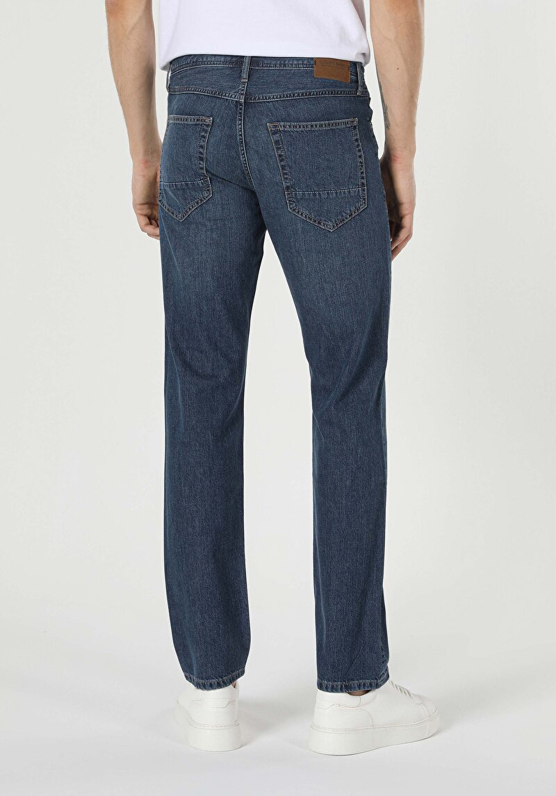Imagine a Blugi De Barbati Cu Talie Medie Regular Fit Albastru Inchis 045 Davıd