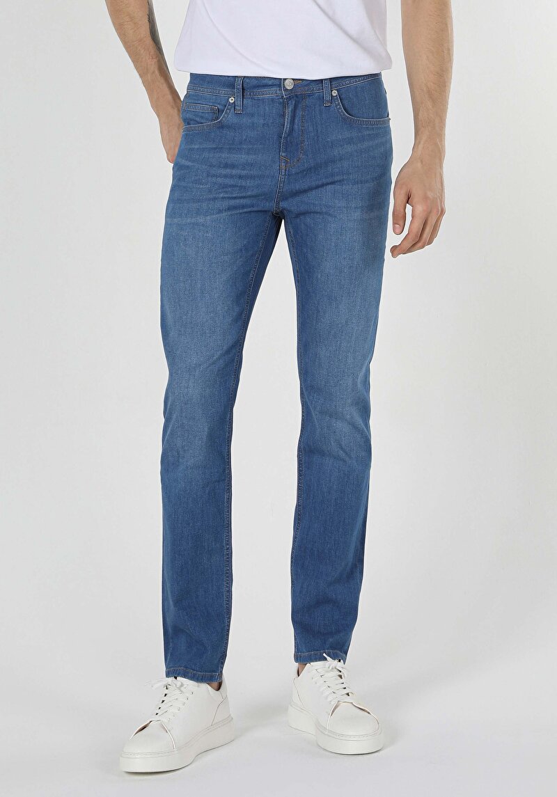 Imagine a Pantaloni De Barbati Albastru Straight Fit 044 Karl Cl1042817