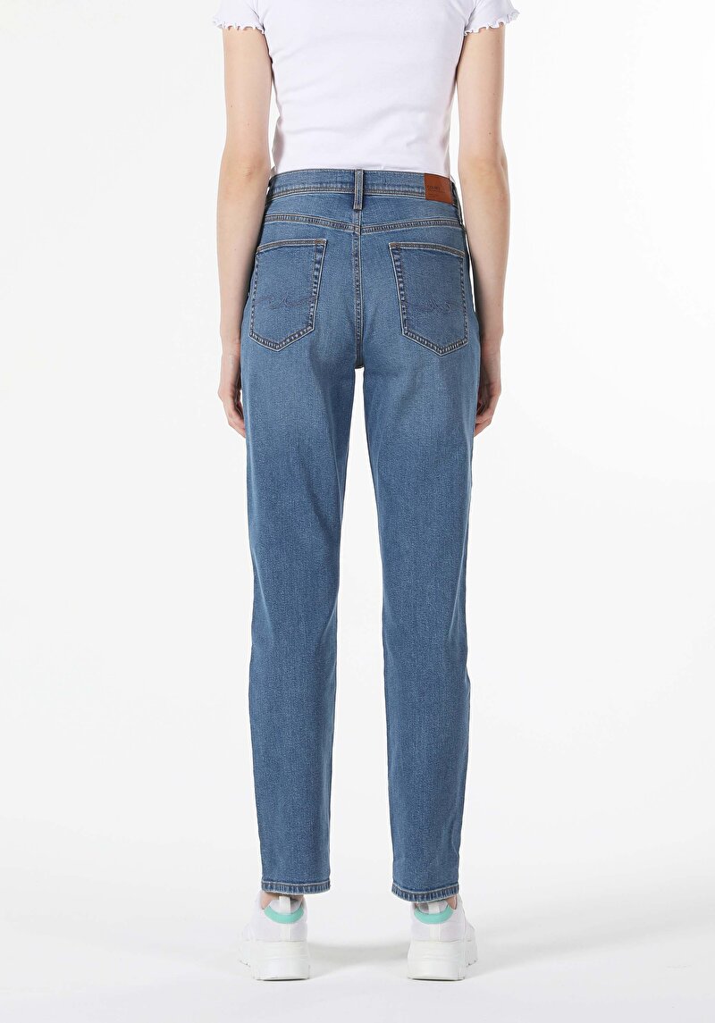 Afișați detalii pentru Pantaloni De Dama Denim Boyfriend Fit 893 Julia Cl1043090