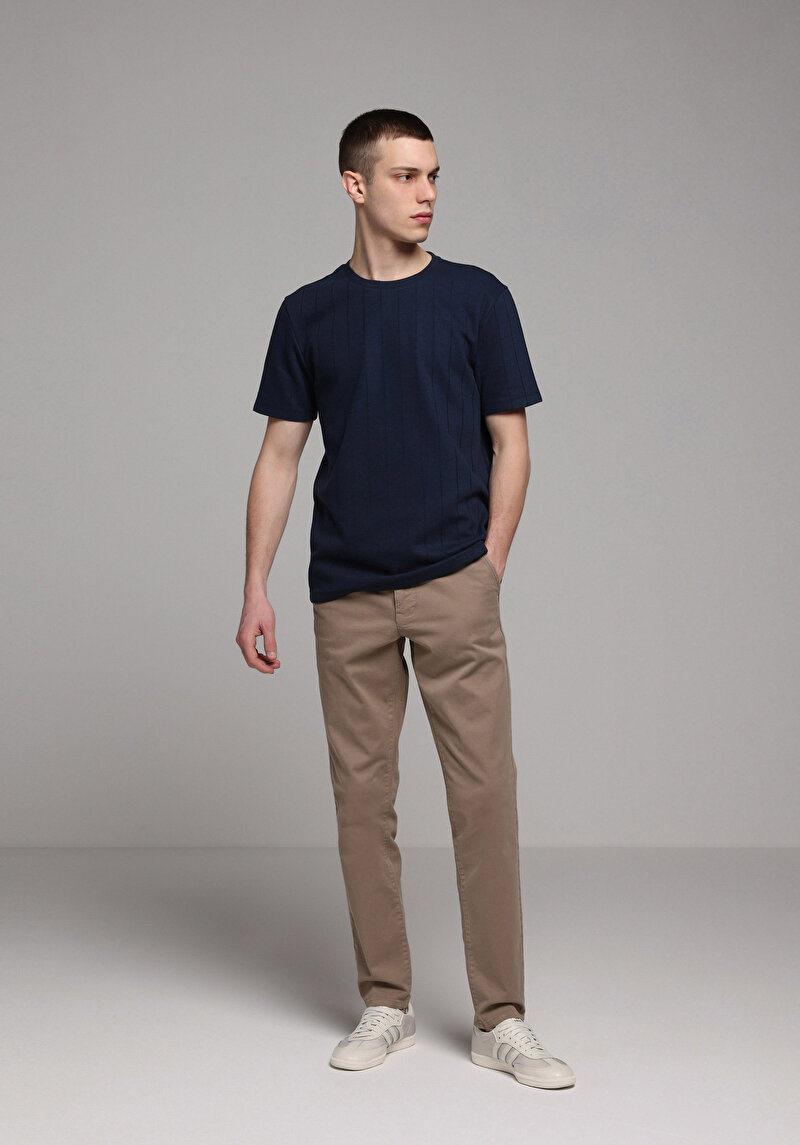 Imagine a Pantaloni De Barbati Bej Slim Fit Cl1049749