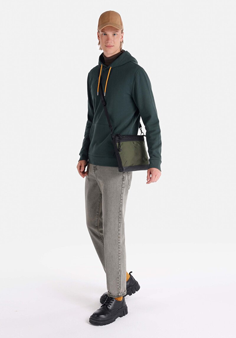 Afișați detalii pentru Hanorac / Bluza De Barbati Verde Regular Fit  Cl1059712