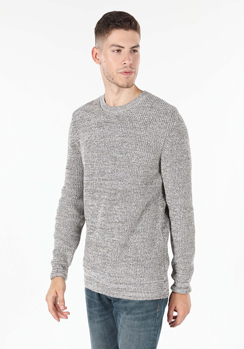 Imagine a Pulover Slim Fit Jacquard Jacquard Pentru Bărbați Bej