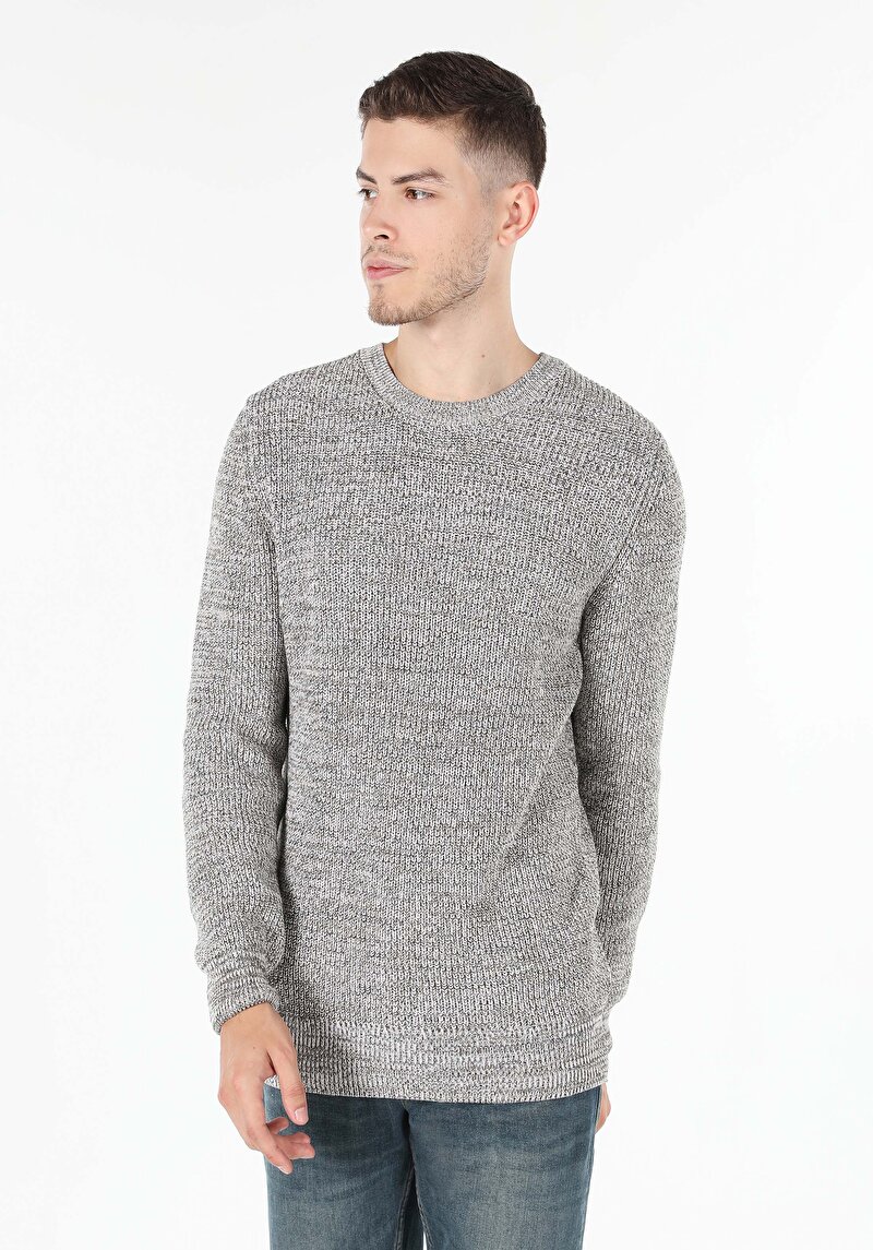 Imagine a Pulover Slim Fit Jacquard Jacquard Pentru Bărbați Bej