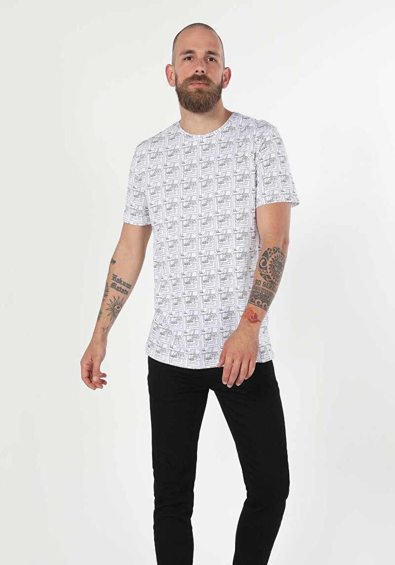 Afișați detalii pentru Tricou Cu Maneca Scurta De Barbati Alb Regular Fit  Cl1059972