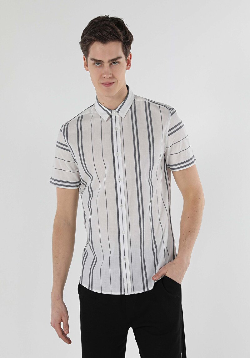 Afișați detalii pentru Camasa Cu Maneca Scurta De Barbati Alb Slim Fit  Cl1056707