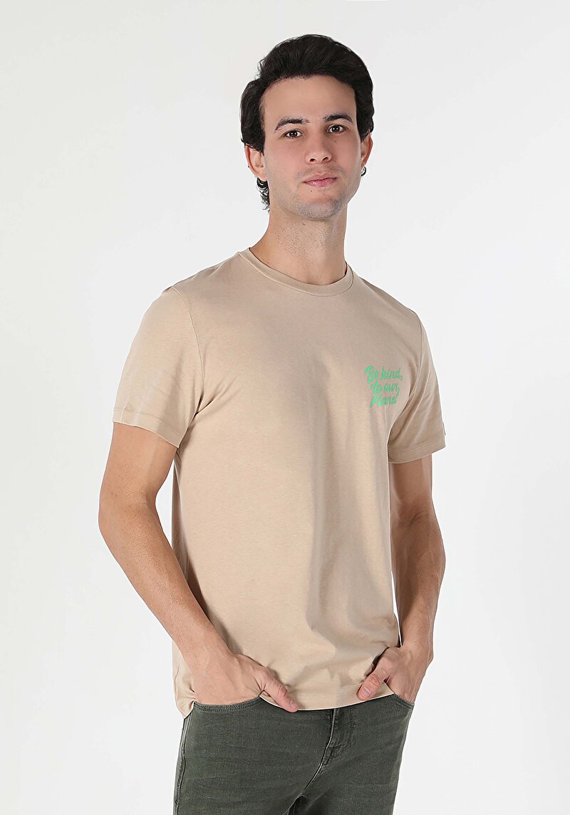 Imagine a Regular Fit Round Neck Imprimat Tricou Cu Mânecă Scurtă Bej Pentru Bărbați