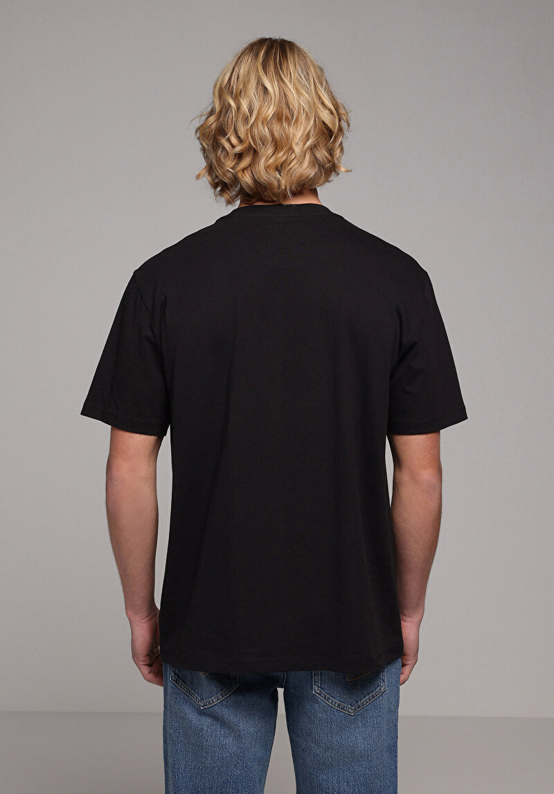 Afișați detalii pentru Confort Fit Round Neck Drept Bărbați Negru Tricou Cu Mânecă Scurtă