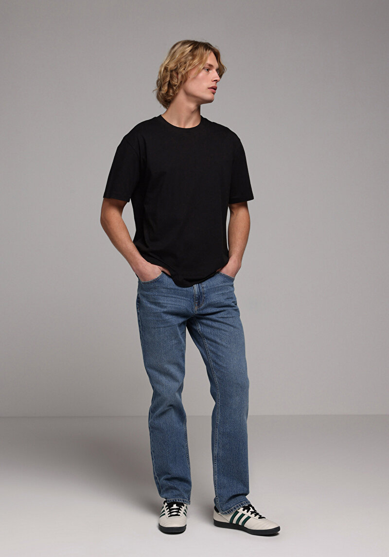 Imagine a Confort Fit Round Neck Drept Bărbați Negru Tricou Cu Mânecă Scurtă