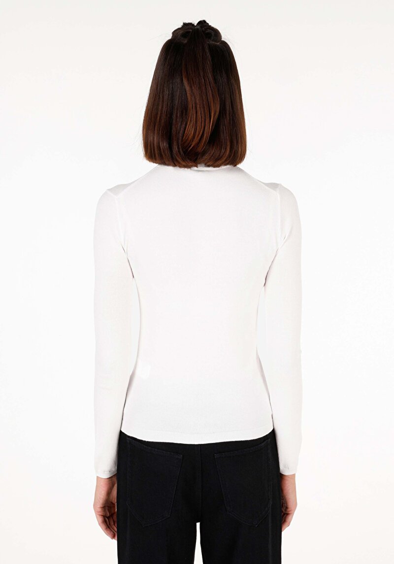 Afișați detalii pentru Pulover De Dama Alb Slim Fit  Cl1070208