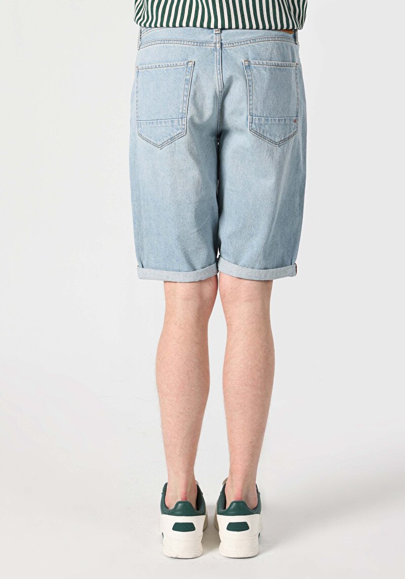 Afișați detalii pentru Blugi Scurti De Barbati Albastru Regular Fit 045 DAVID