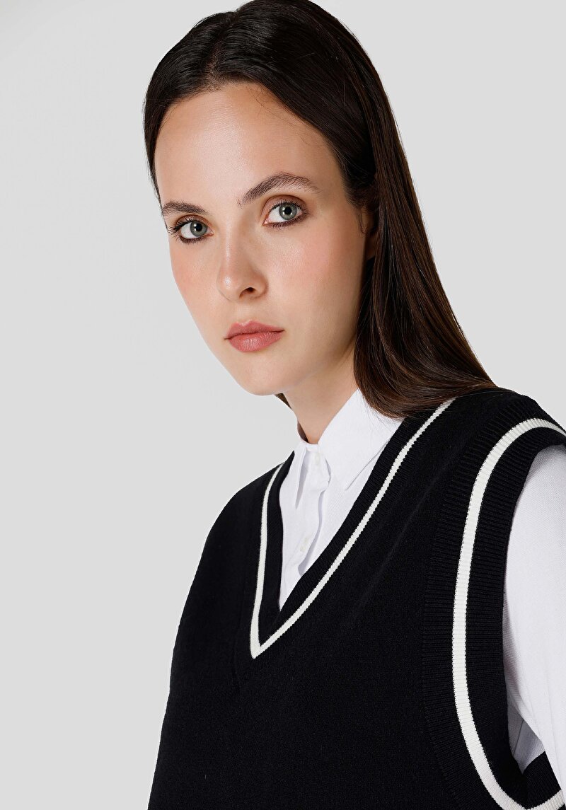 Imagine a Pulover De Dama Negru Regular Fit Cl1065258