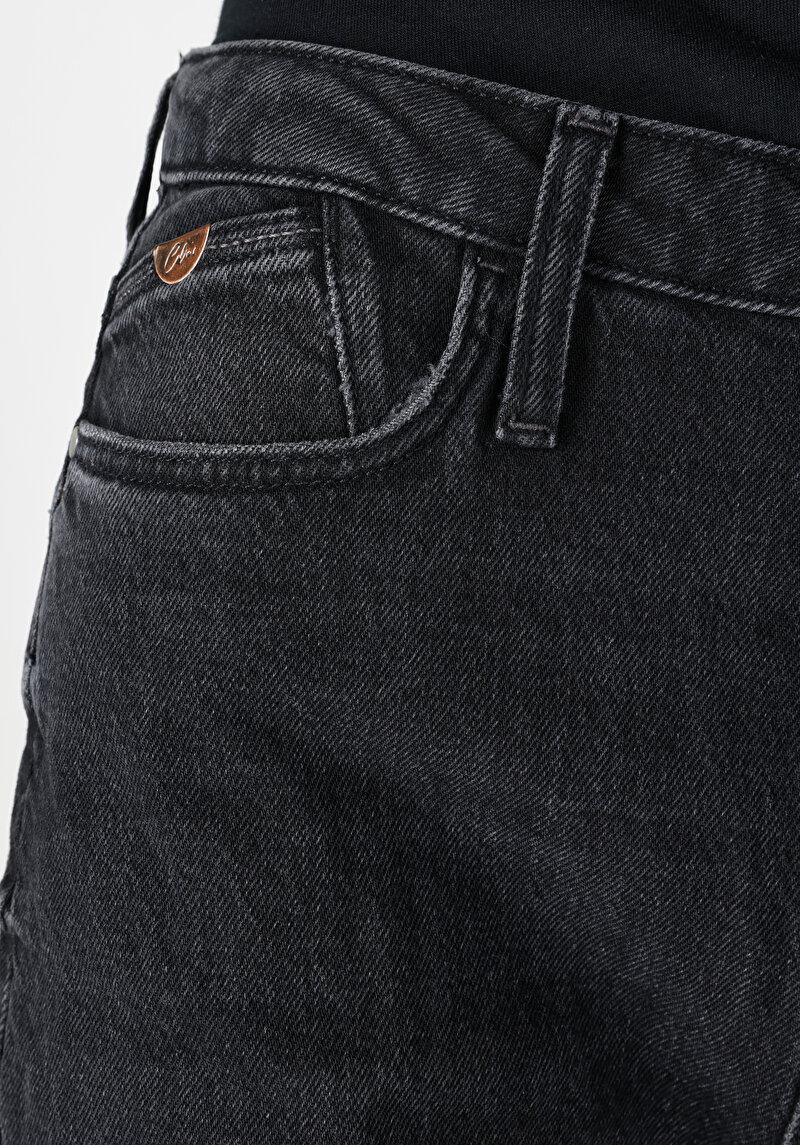 Afișați detalii pentru Mom Fit Rising Waist Shrinking Leg Blugi İndigo Pentru Femei