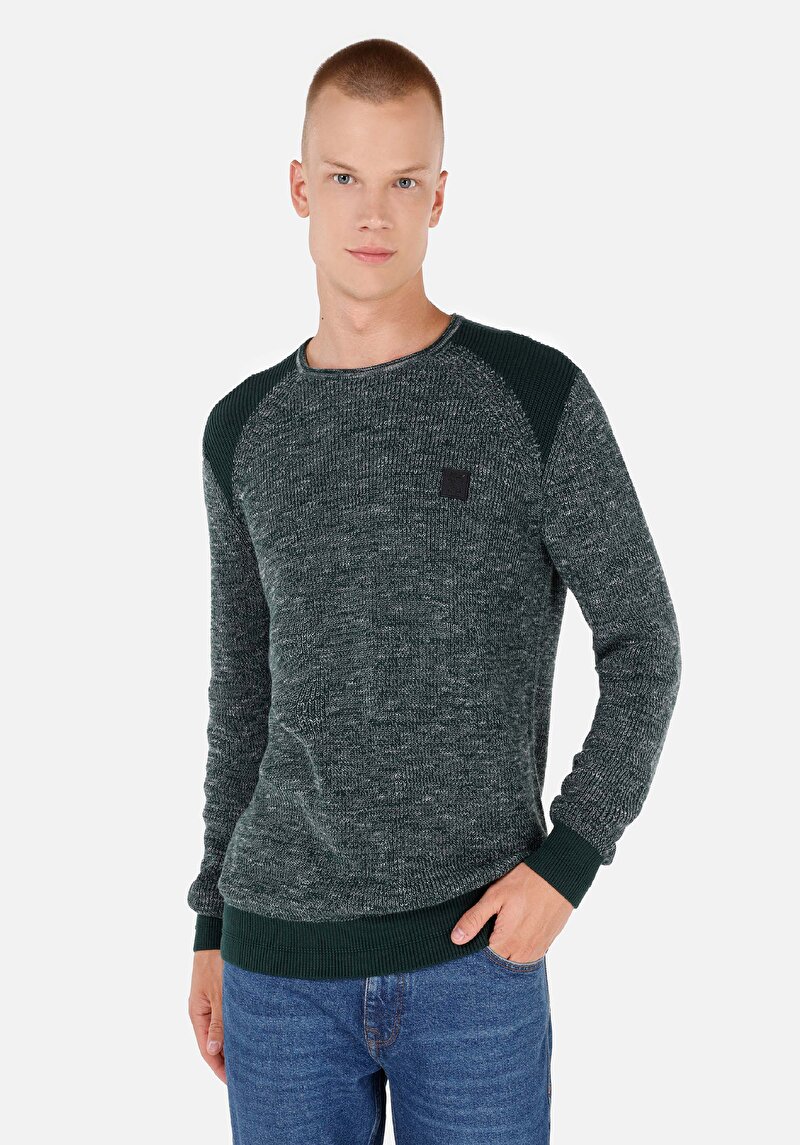 Imagine a Pulover De Barbati Verde Regular Fit  Cl1069881