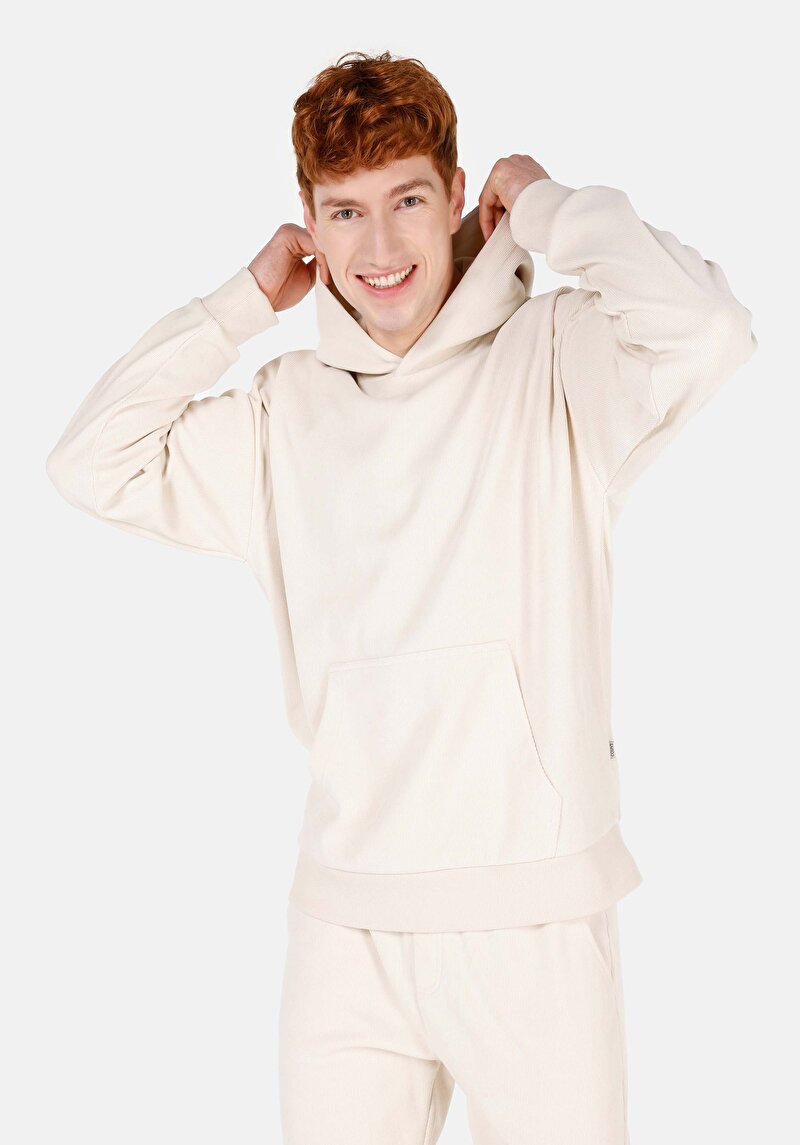 Imagine a Hanorac / Bluza De Barbati Ecru Comfort Fit Cl1070051