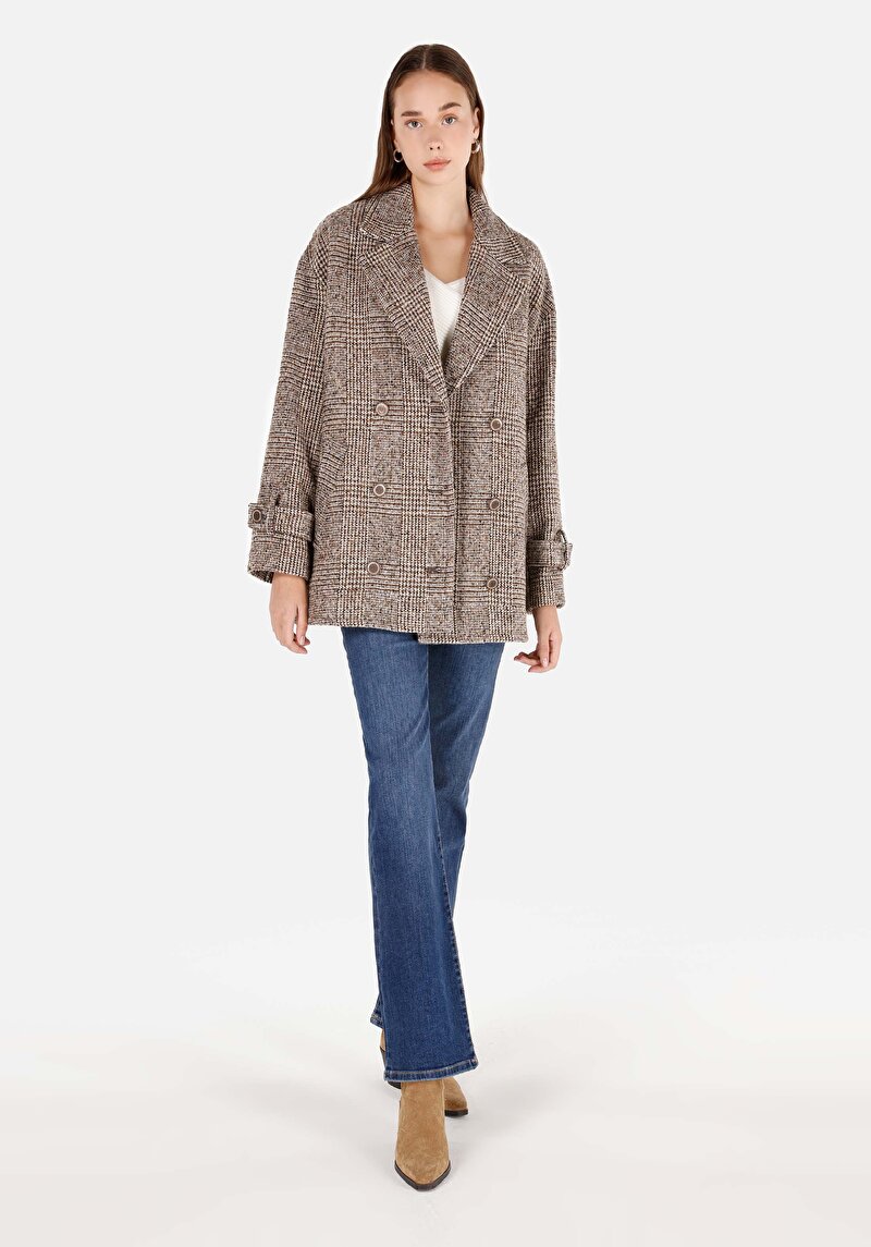 Afișați detalii pentru Palton Bej Pentru Femei Cu Guler Clasic Regular Fit