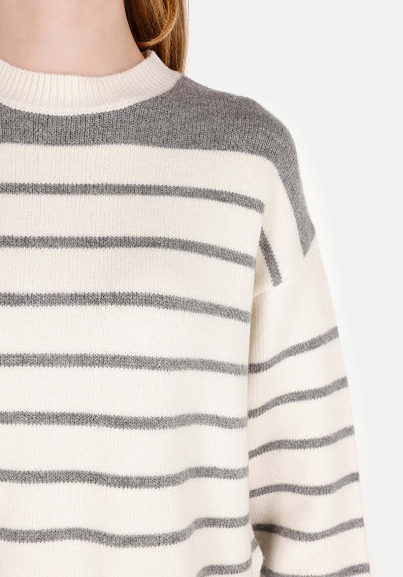 Afișați detalii pentru Pulover De Dama Ecru Regular Fit  Cl1071115