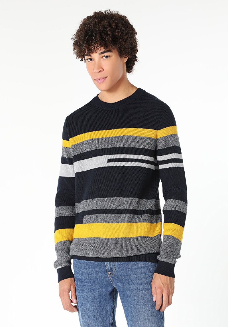 Afișați detalii pentru Pulover De Barbati Albastru Marin   Cl1060910