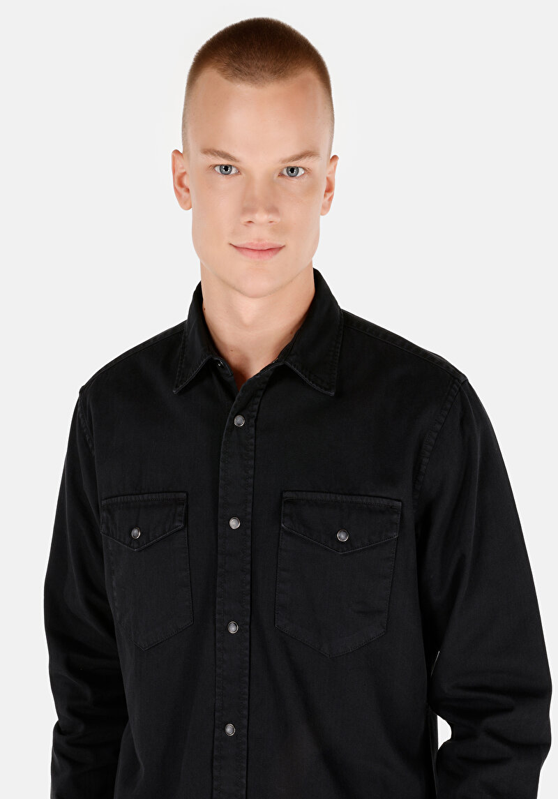 Imagine a Camasa Cu Maneca Lunga De Barbati Negru Regular Fit Cl1071462