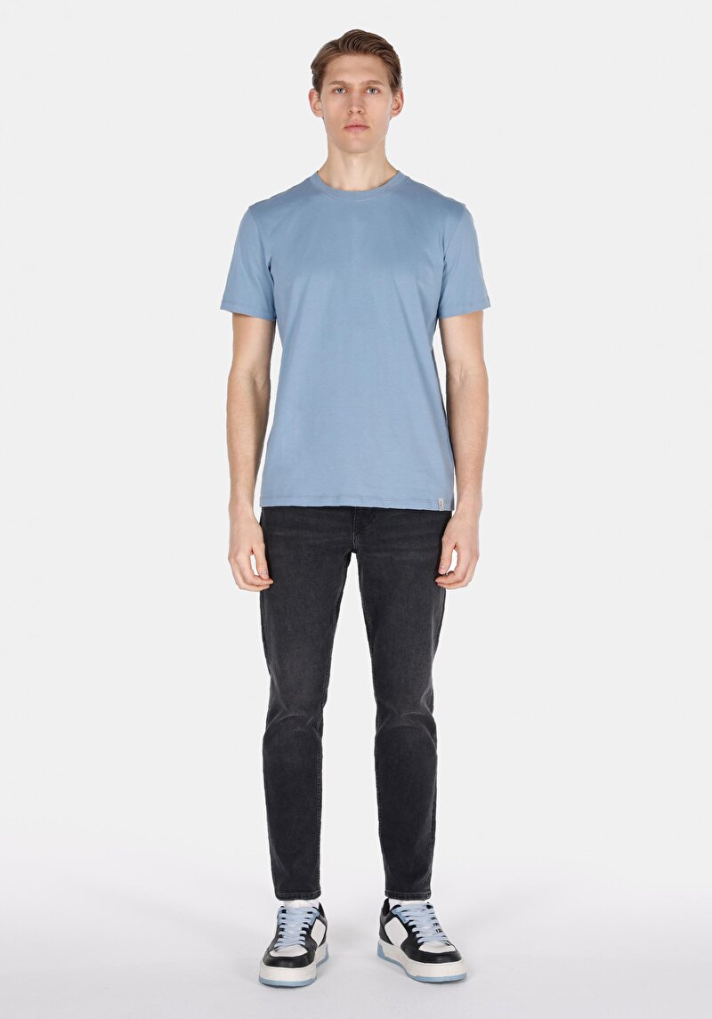 Afișați detalii pentru Regular Fit Round Neck Drept Bărbați Albastru Tricou Cu Mânecă Scurtă