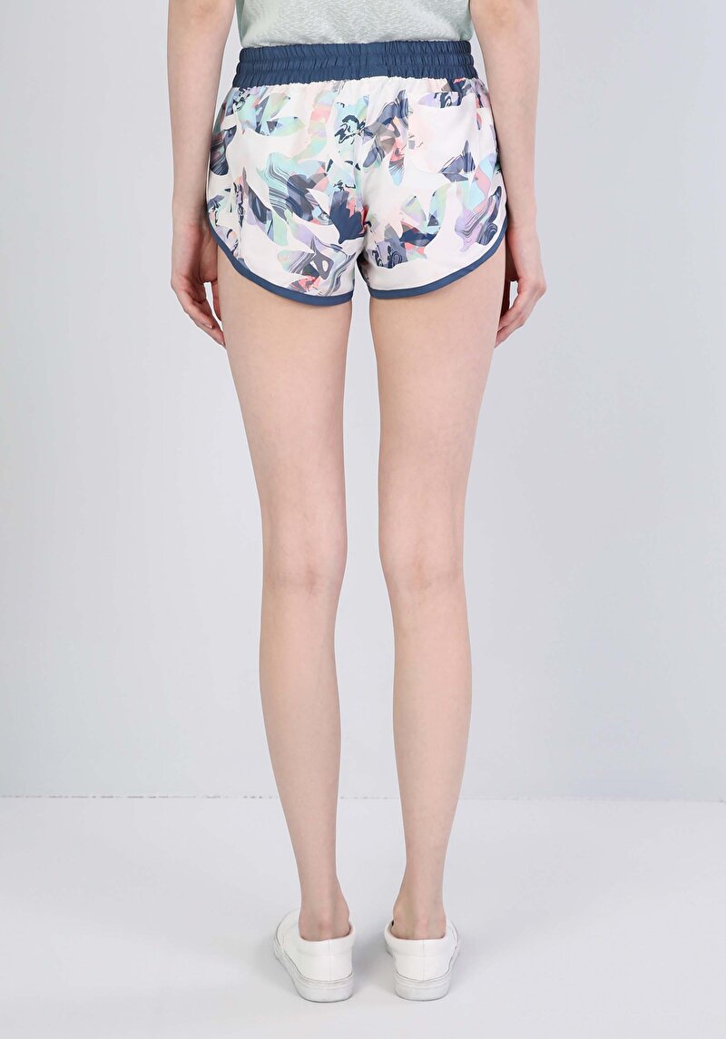 Afișați detalii pentru Short De Plaja De Dama Alb Slim Fit  Cl1042807