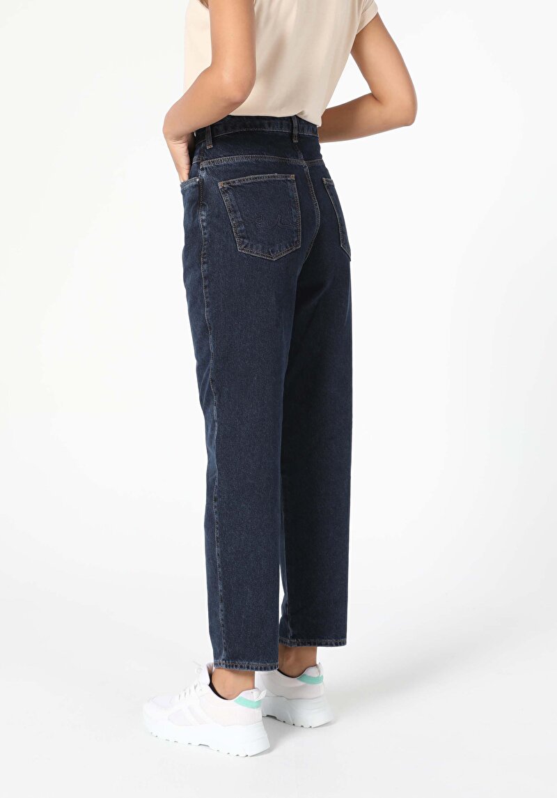 Imagine a Lungime Mare Fit Talie Shrinking Leg Blugi Din Denim Pentru Femei