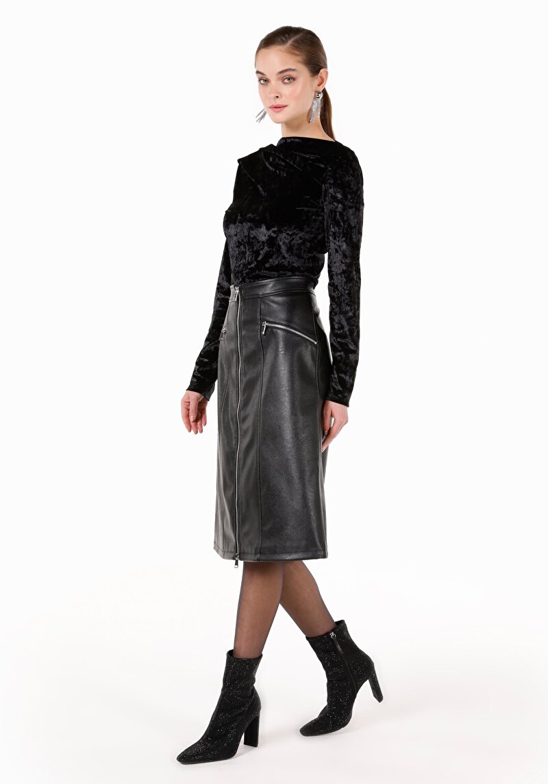 Imagine a Fustă Neagră Midi Pentru Femei