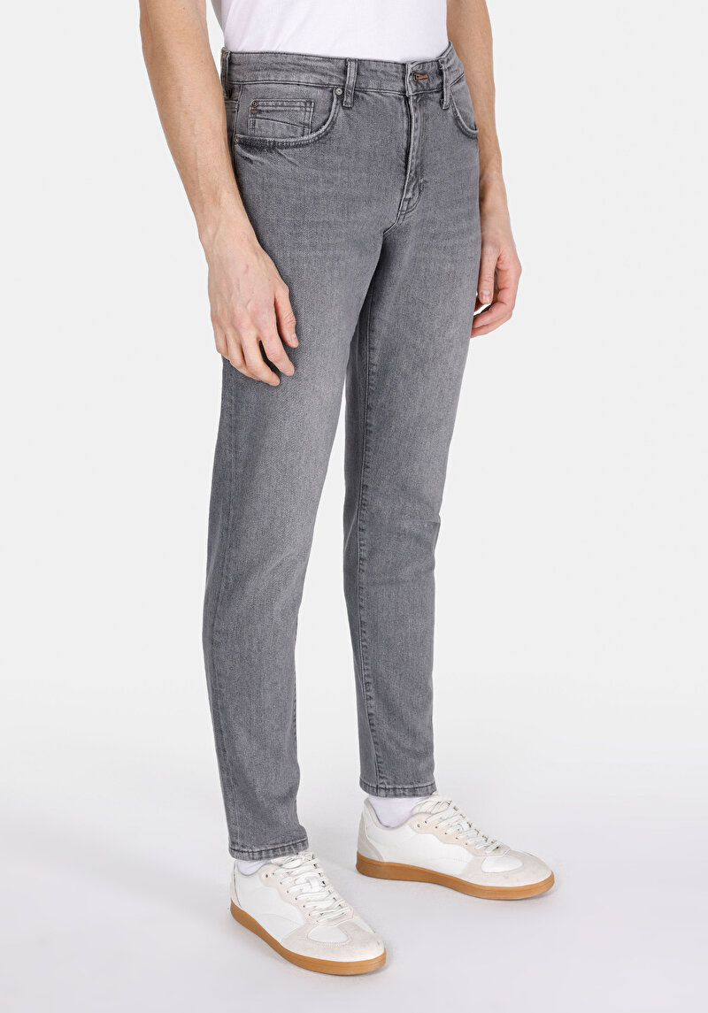 Imagine a Blugi Gri Pentru Bărbați Slim Fit