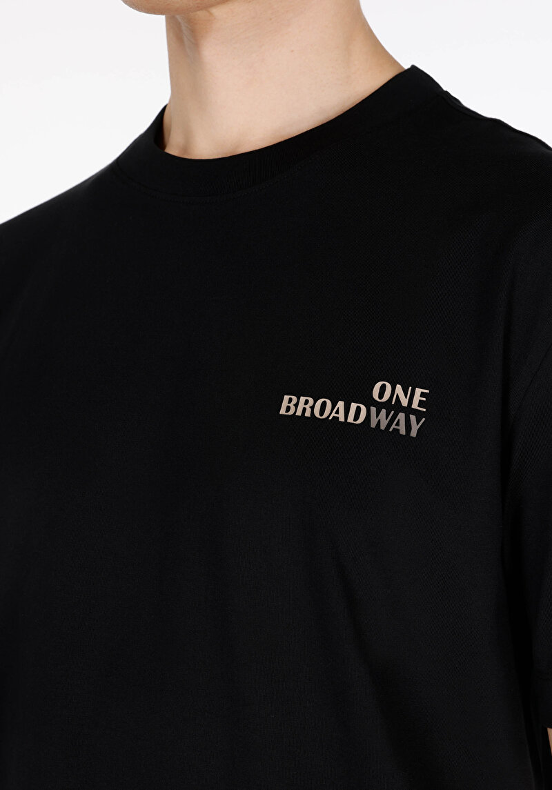 Imagine a Tricou Cu Maneca Scurta De Barbati Negru Comfort Fit Cl1074153