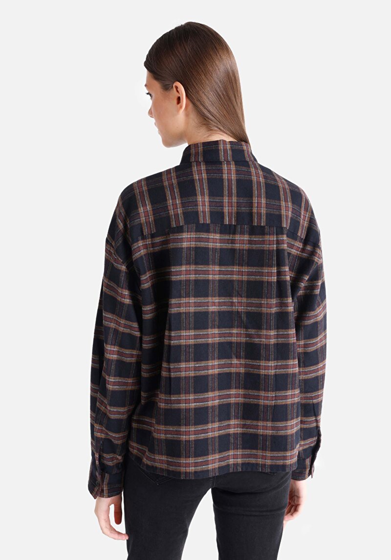 Afișați detalii pentru Regular Fit Cămașă Gât În Carouri Cămașă Neagră Cu Mânecă Lungă Pentru Femei