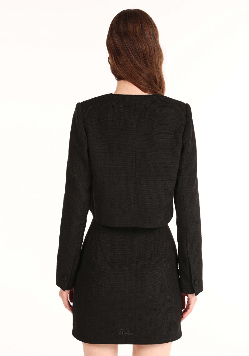 Imagine a Jachetă Neagră Pentru Femei Regular Fit