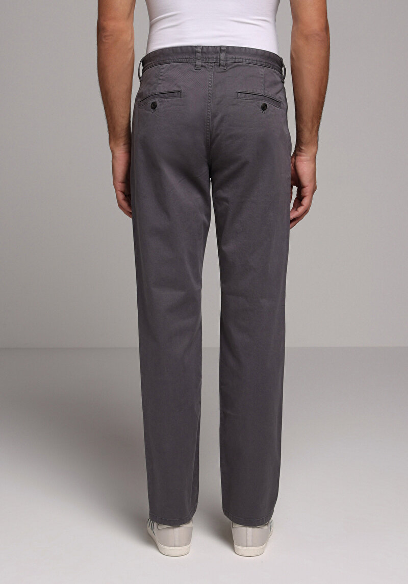 Imagine a Pantaloni De Barbati Regular Fit Cl1049750