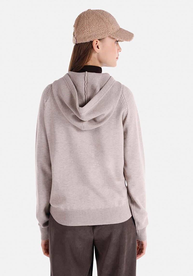 Afișați detalii pentru Pulover Gri Pentru Femei Cu Glugă Dreaptă Cu Glugă