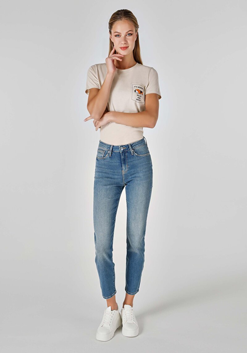 Imagine a Slim Fit Mid Waist Straight Leg Blugi İndigo Pentru Femei