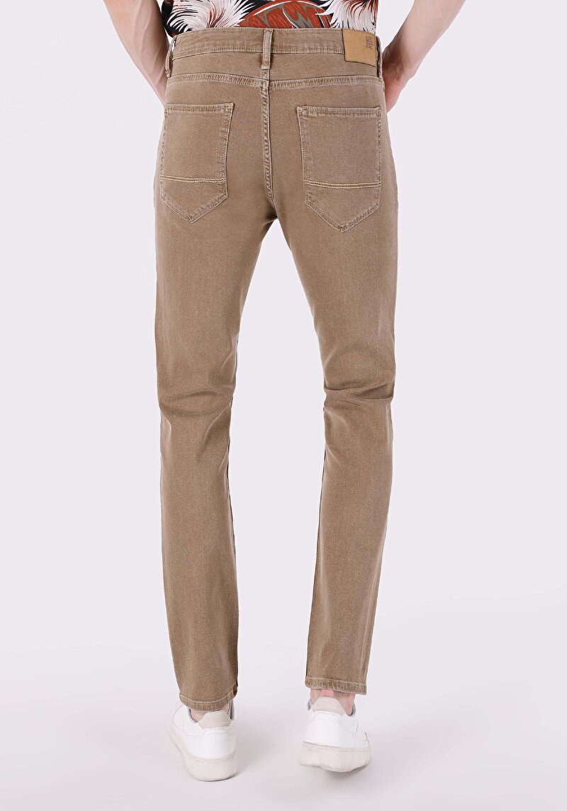 Imagine a Pantaloni De Barbati Denim Straight Fit 044 Karl Cl1064424