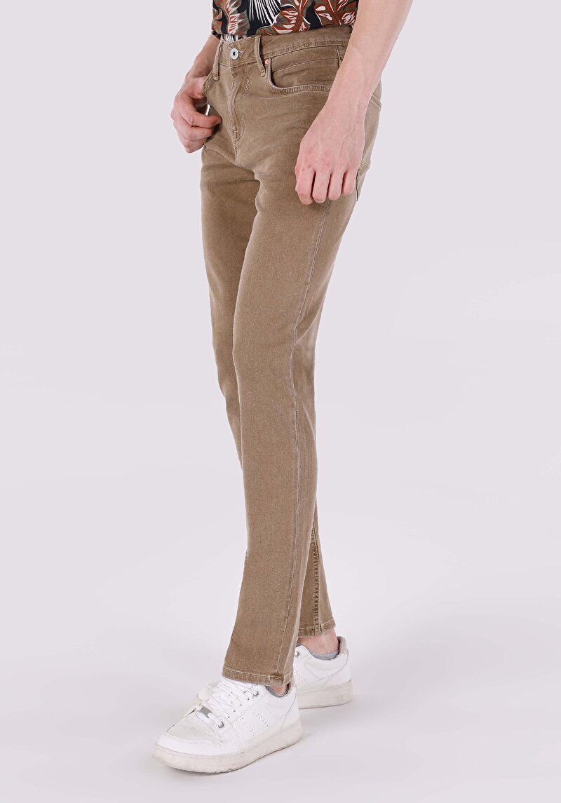 Imagine a Pantaloni De Barbati Denim Straight Fit 044 Karl Cl1064424