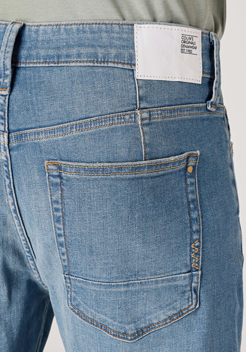 Afișați detalii pentru Blugi Crop Fit Indigo Pentru Bărbați