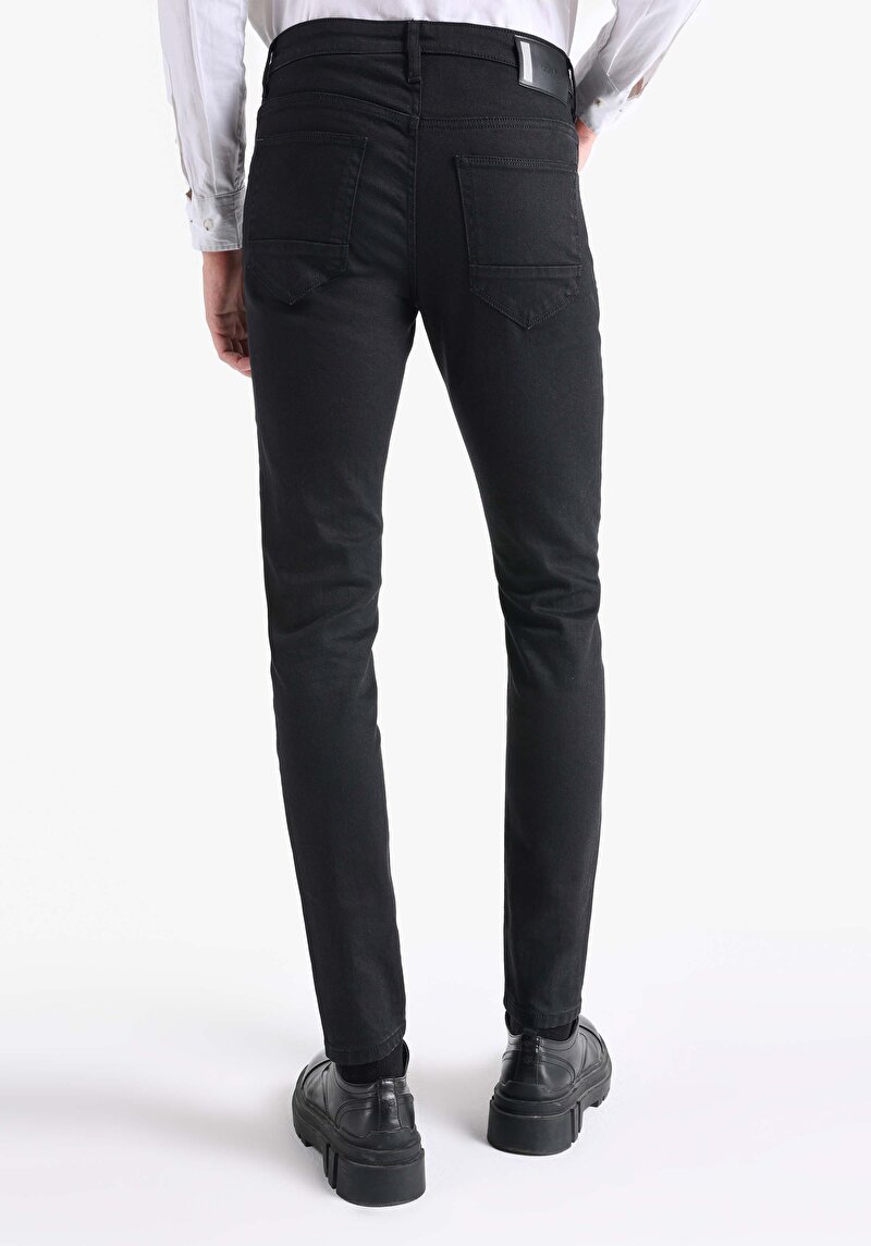 Imagine a Blugi Negri Pentru Bărbați Cu Talie Joasă Și Talie İngustă Slim Fit