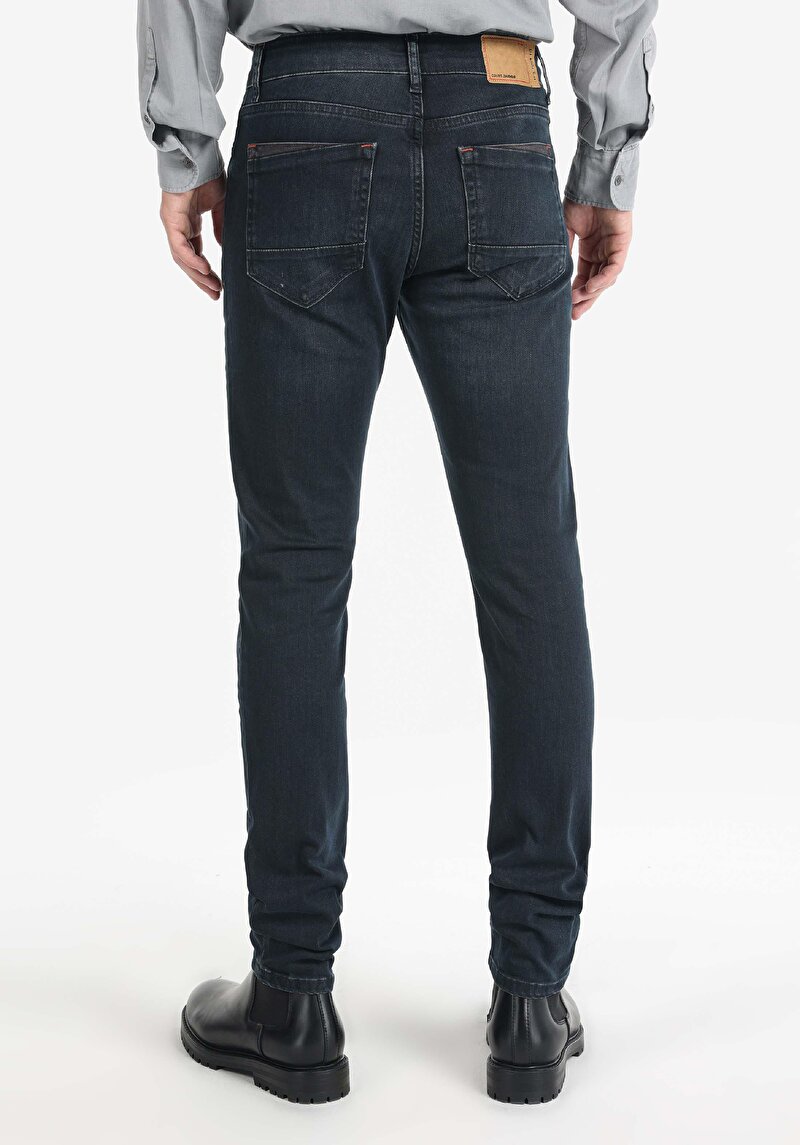 Imagine a Slim Fit Talie Joasă Picior Îngust Blugi İndigo Închis Pentru Bărbați