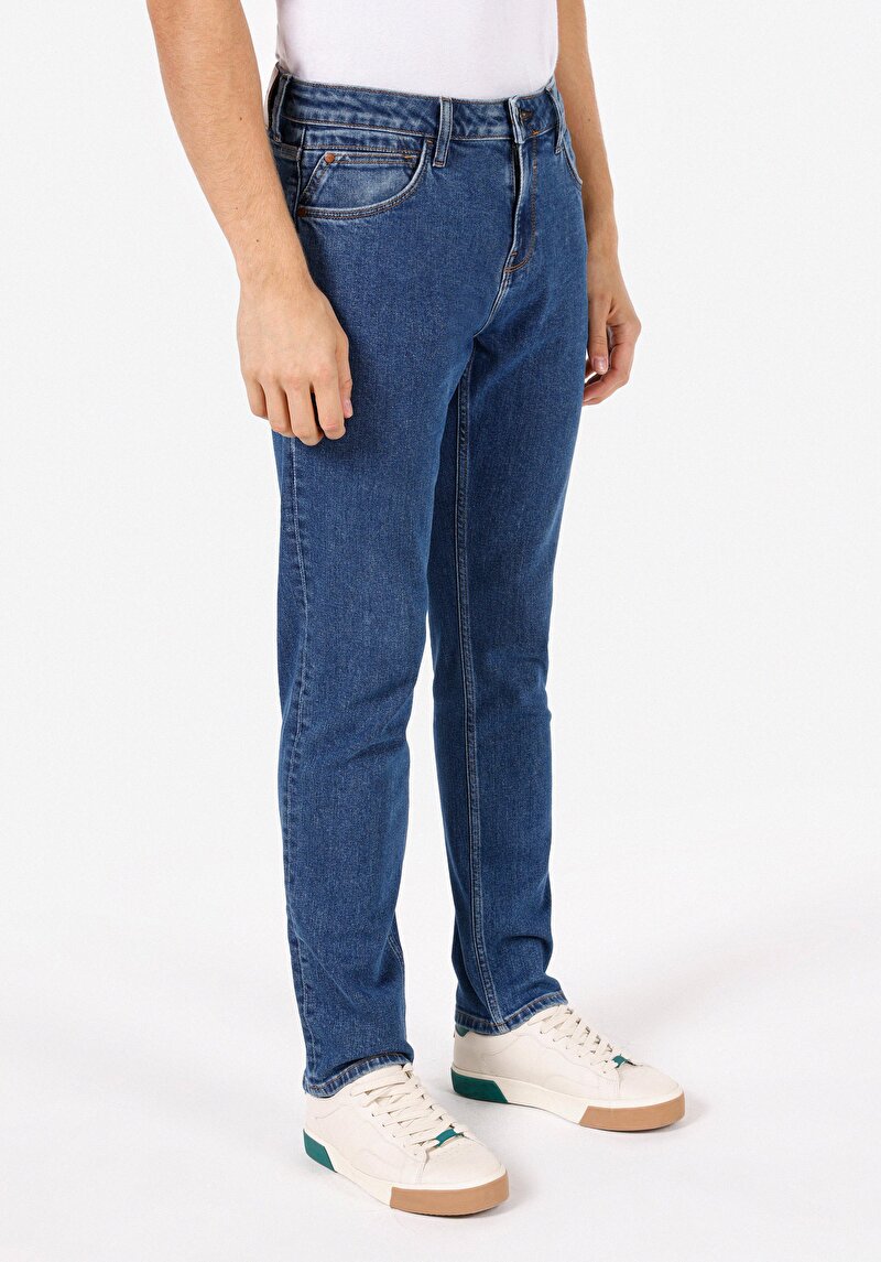 Afișați detalii pentru Pantaloni De Barbati Denim Straight Fit 044 Karl Cl1072227