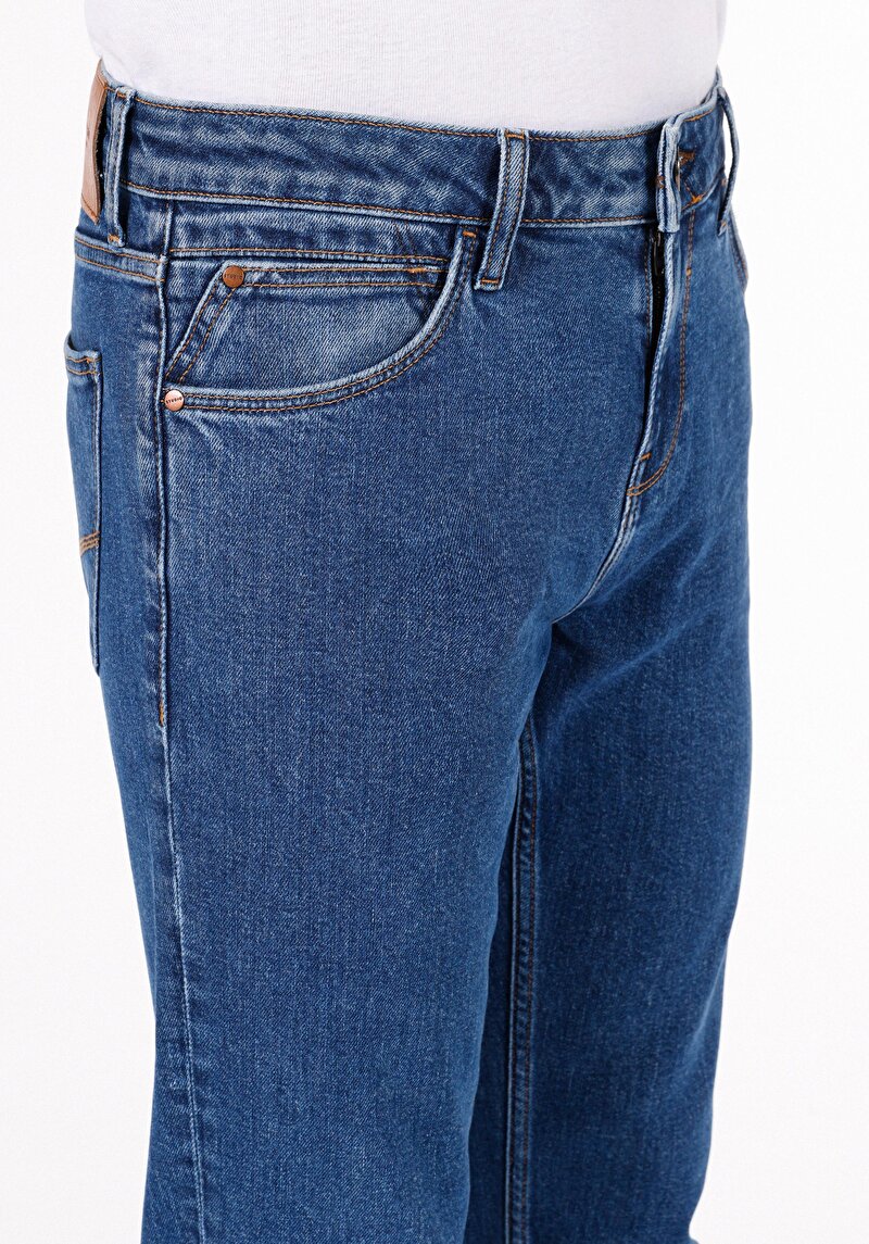 Afișați detalii pentru Pantaloni De Barbati Denim Straight Fit 044 Karl Cl1072227