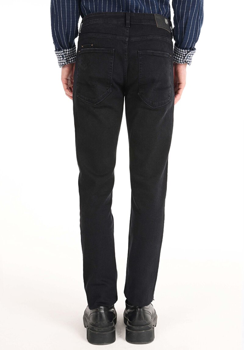 Imagine a Blugi Din Denim Pentru Bărbați Cu Talie Medie Cu Talie Dreaptă