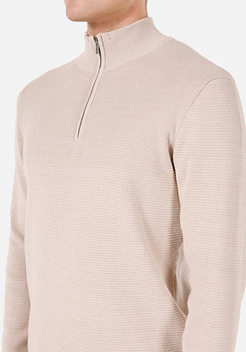 Afișați detalii pentru Pulover Ecru Pentru Bărbați Regular Fit Turtle Neck